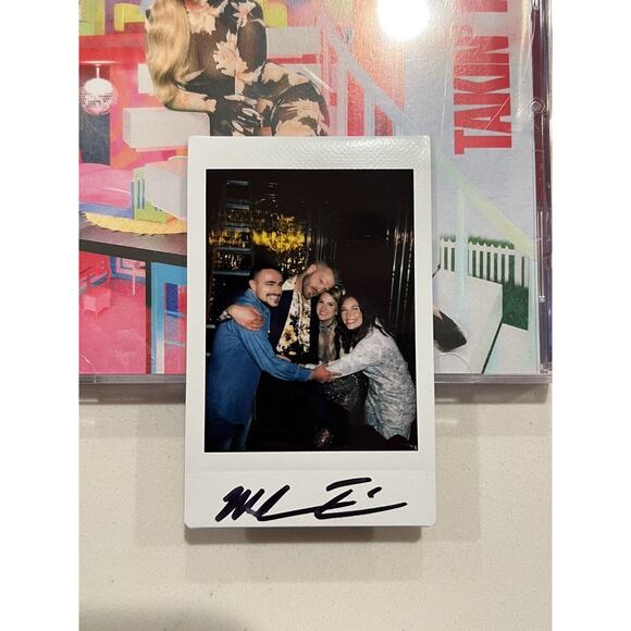 Meghan Trainor SIGNED Takin‘ It Back CD & signed autograph Polaroid #4 ✍️ - Picture 2 of 7